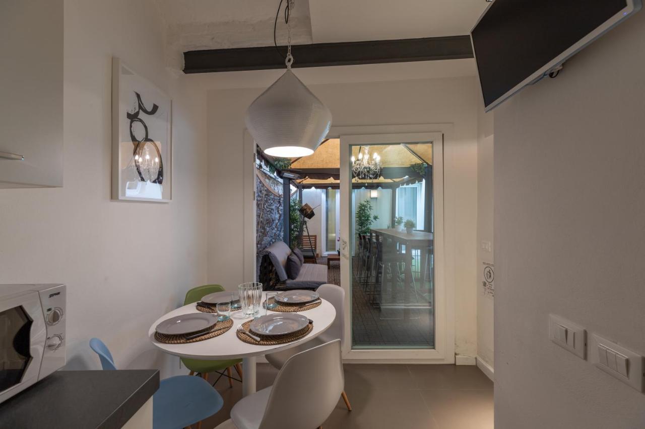 Pinti Patio Apartment フィレンツェ エクステリア 写真